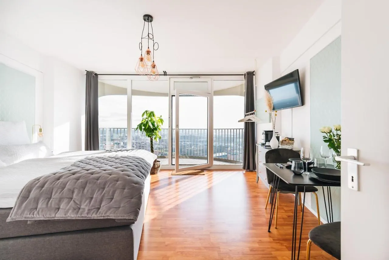 Great City View I 26 Floor I Netflix And Boxspringbed contacts